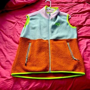 Kari traa ane vest M